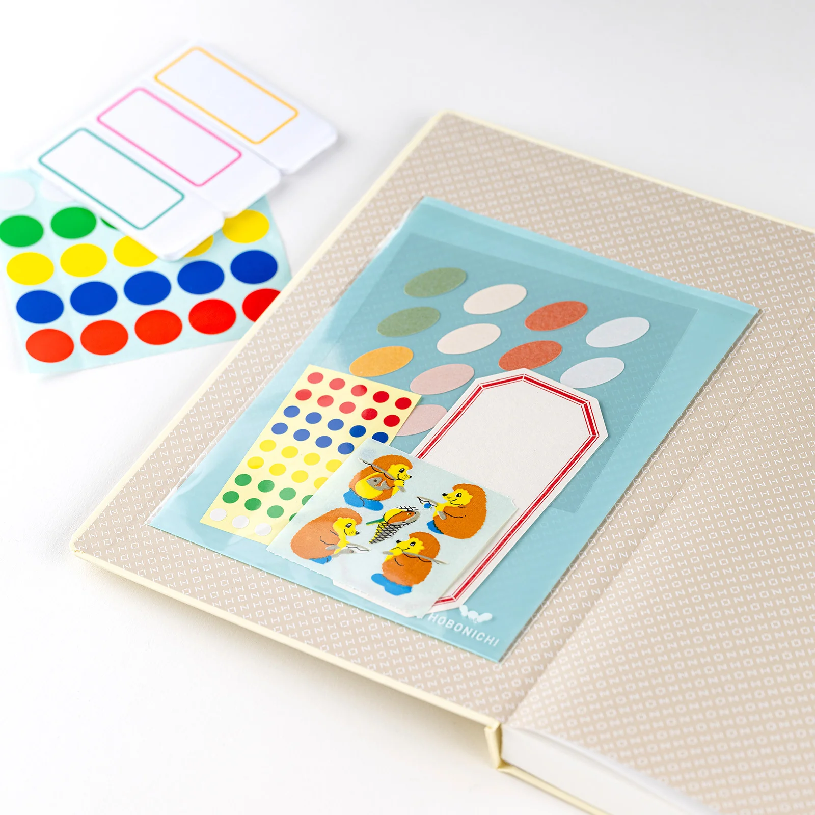 Przyklejane kieszonki Hobonichi Add-on Pocket | Postcard Size - Image 3